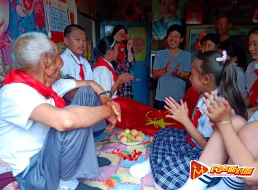 日照市第三实验小学——寻访老党员，传承红色基因