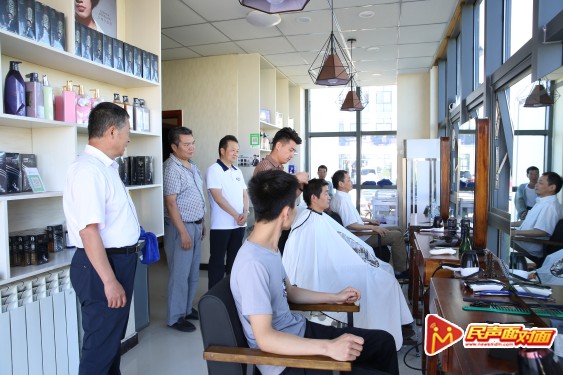 陕西中能公司理发室投入使用