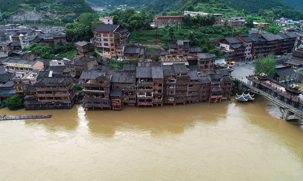 贵州凯里受强降雨影响 下司古镇被洪水浸淹