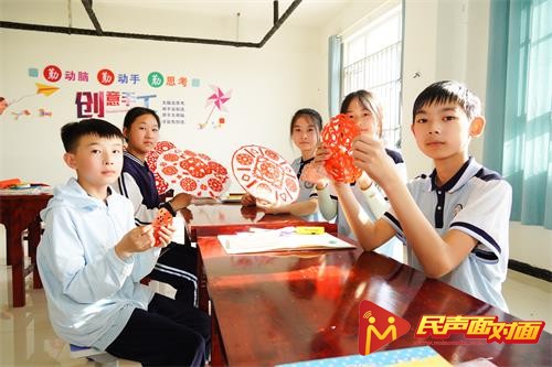 山东潍坊：非遗技艺在校园 传统文化共传承