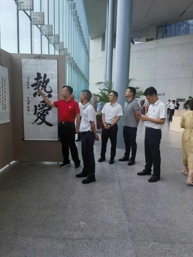 翰墨颂党恩——张成生书法作品展在广东河源开展